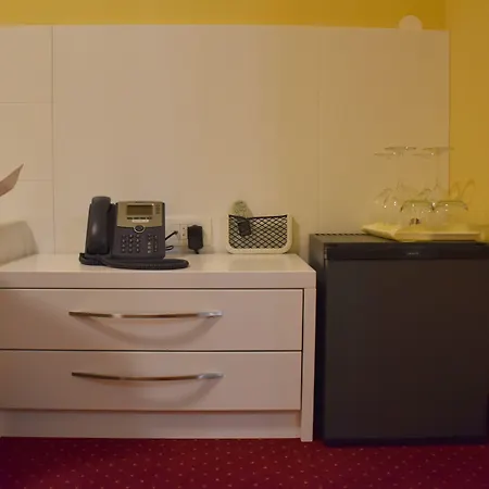 Riva לינה וארוחת בוקר 4*