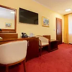 Riva 4*