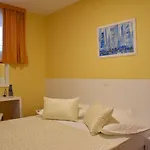 Bed and breakfast Riva 4*