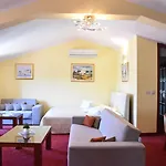 Frühstückspension Riva 4*