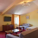 Bed and breakfast Riva 4*