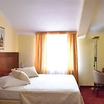 Riva 4* Makarska