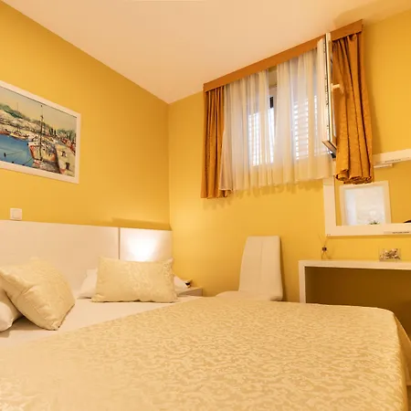 Riva Bed and Breakfast