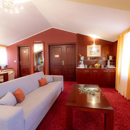 Riva Μακάρσκα