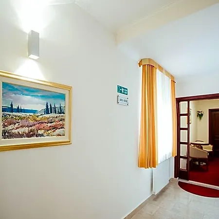 Nocleg ze śniadaniem Riva 4*