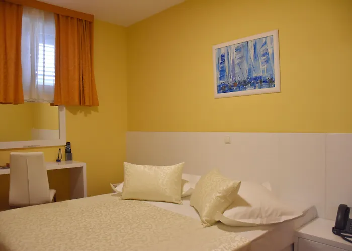 Bed & Breakfast Riva 4*