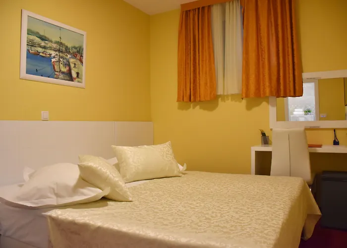 Riva Bed and Breakfast Μακάρσκα